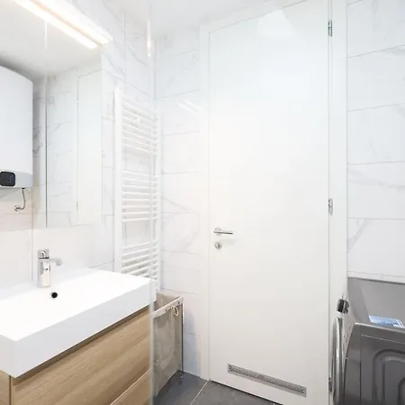 The City Block Apartment Zadar Exterior photo