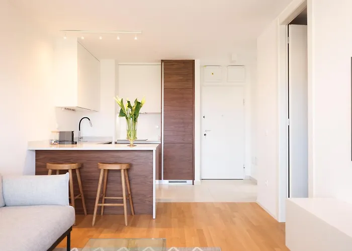 The City Block Apartment
