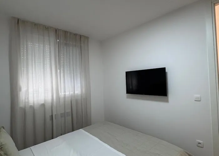 The City Block Apartment